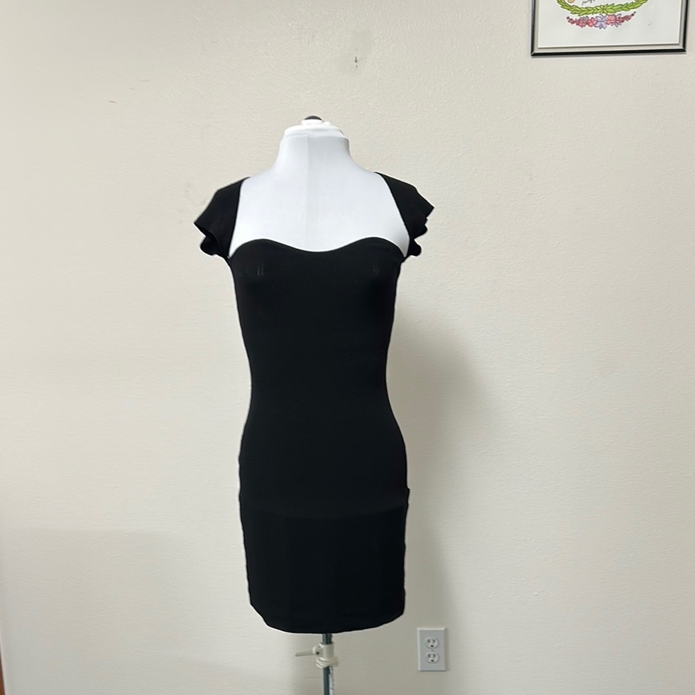 Cider Black Bodycon Mini Dress with Sweetheart Neckline